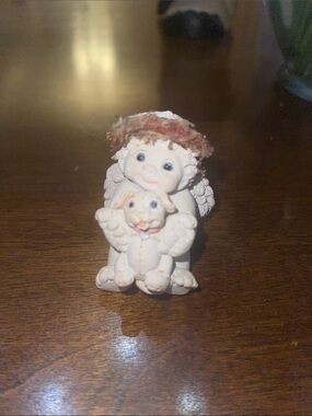 1997 Dreamsicles “Doggy Pal” Cast Art Angel Figurine #10340